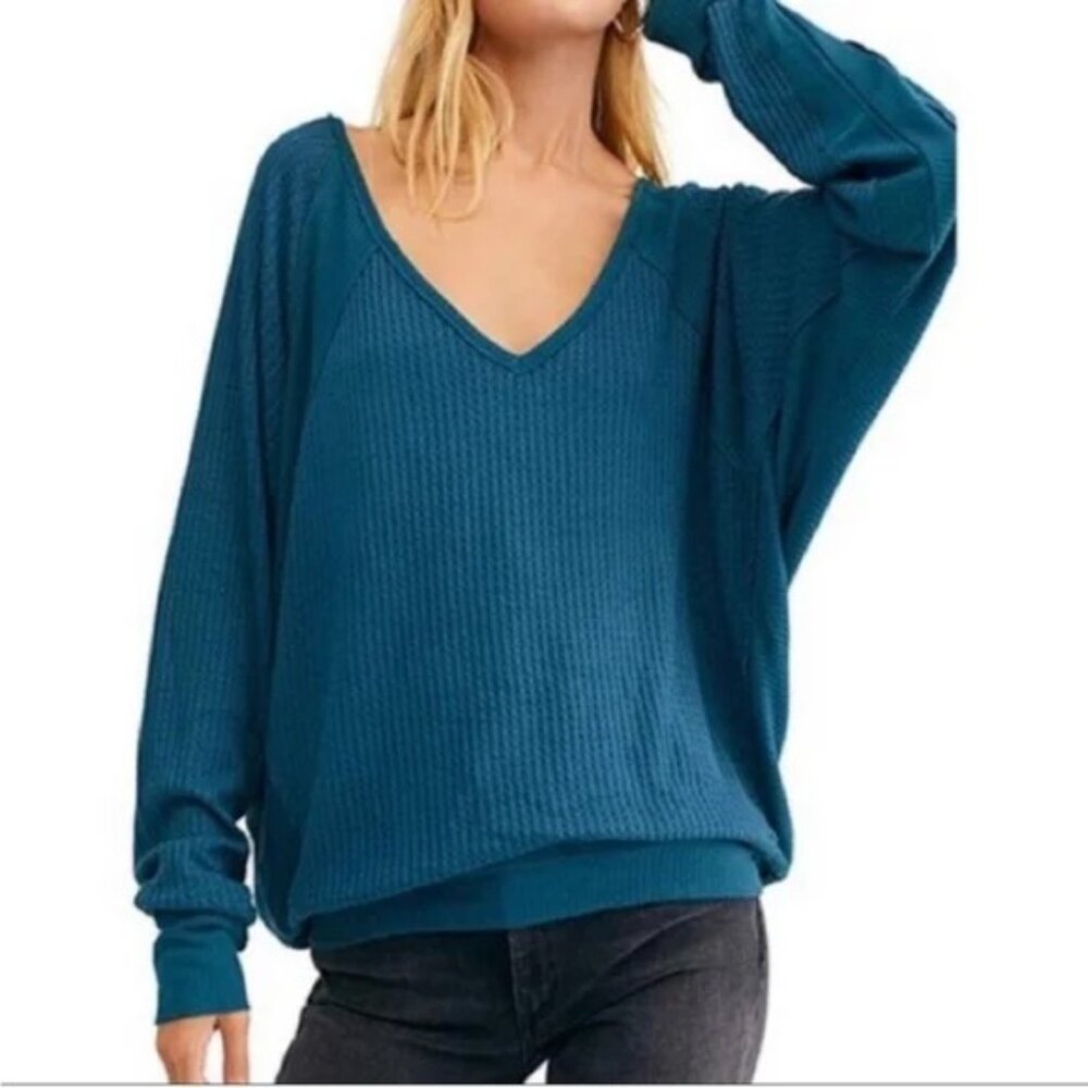 We the Free, Free People Santa Clara V-Neck Thermal Top in Palace Teal. Size L.